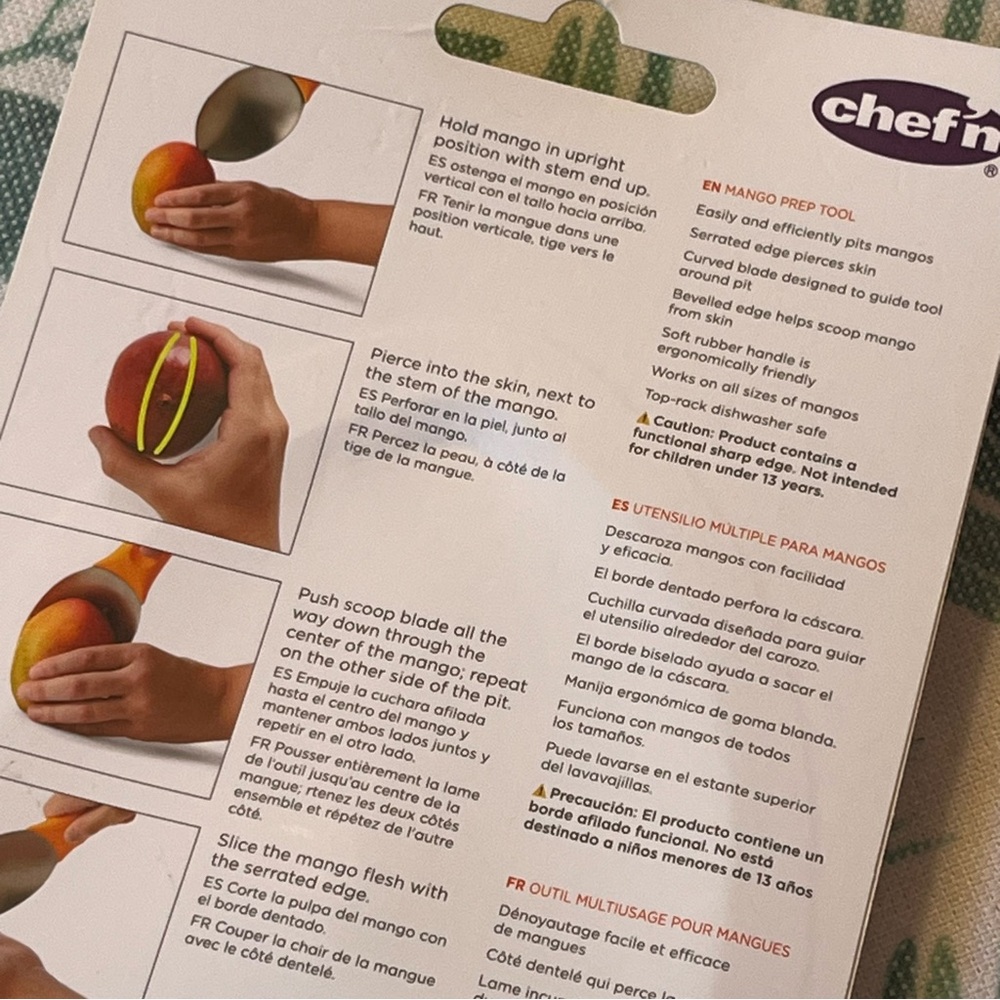 Chef's Mango Prep Tool - Picture 2 of 3